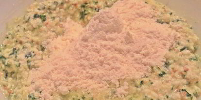 Шаг 6: сырников со шпинатом и кунжутом