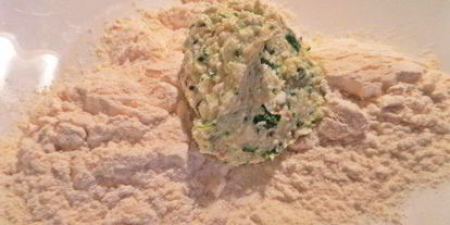 Шаг 8: сырников со шпинатом и кунжутом