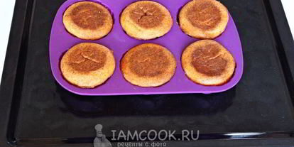 Шаг 6: сырников в силиконовой форме в духовке