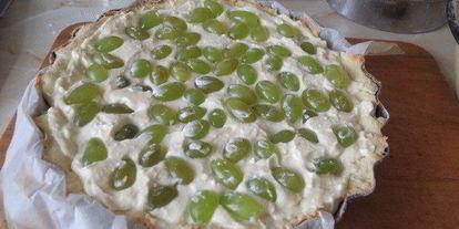 Шаг 3: творожника с виноградом