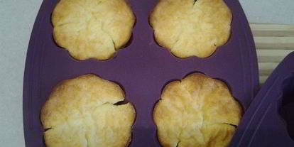 Шаг 3: воздушных творожников в духовке с ягодным соусом