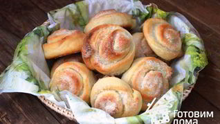 Рецепт Дрожжевого теста на кефире для булочек, пирожков