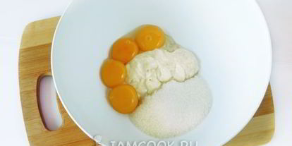 Шаг 3: песочно-дрожжевого тесто