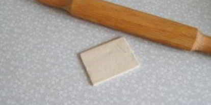 Шаг 2: слоеного теста с яблоками