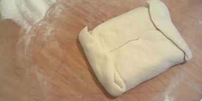 Шаг 3: слоеного теста