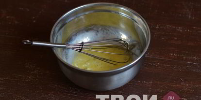 Шаг 1: теста для пиццы на кефире