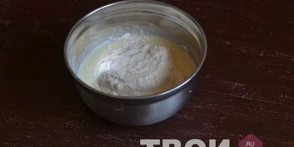 Шаг 5: теста для пиццы на кефире