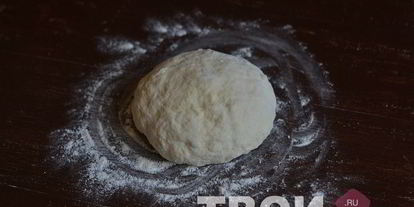 Шаг 6: теста для пиццы на кефире