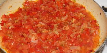 Шаг 5: тонкого теста и соус для итальянской пиццы