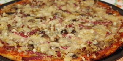 Шаг 9: тонкого теста и соус для итальянской пиццы