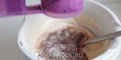 Шаг 4: бисквита брошенного с какао