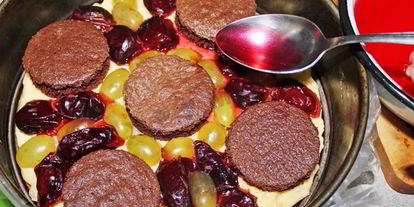 Шаг 19: бисквитного торта фруктового