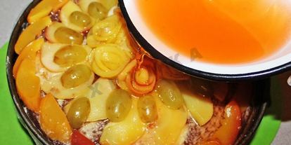 Шаг 28: бисквитного торта фруктового