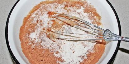 Шаг 4: бисквитного торта фруктового