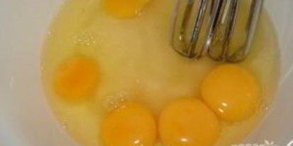 Шаг 1: бисквитных коржей