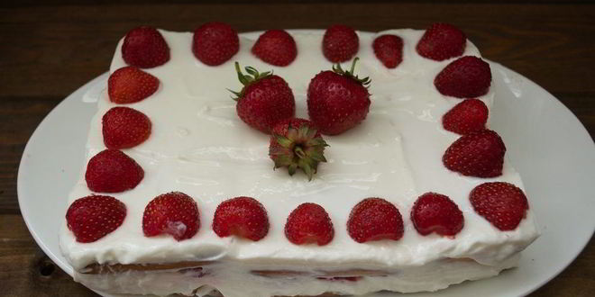 Рецепт Клубнично-творожного торт без выпечки