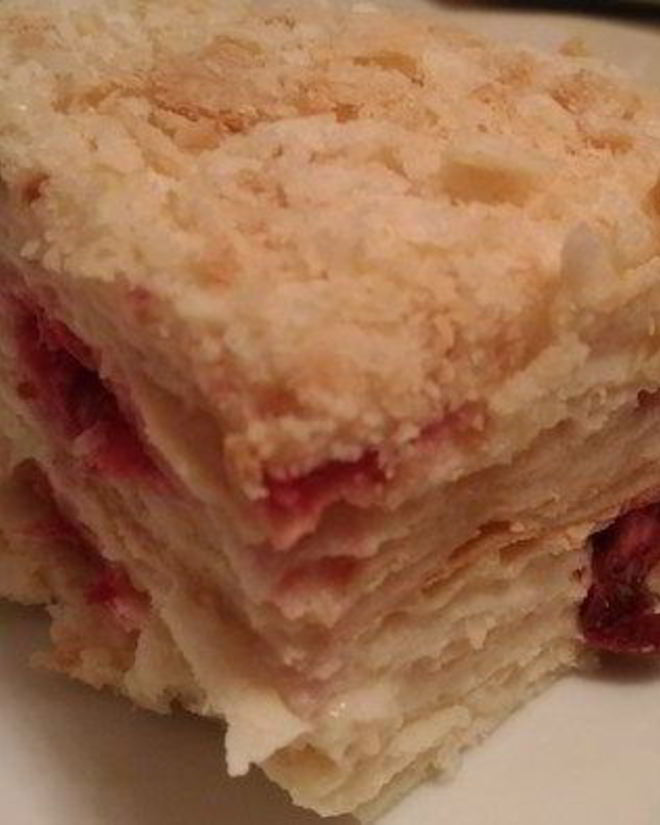 Рецепт наполеона слоеного с ягодами