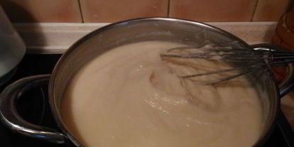 Шаг 2: наполеона слоеного с ягодами