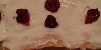 Шаг 6: наполеона слоеного с ягодами