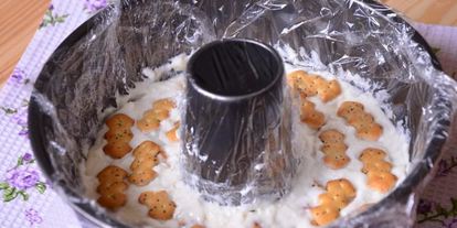 Шаг 7: торта из крекера и сметаны без выпечки