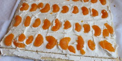 Шаг 5: торта пасхального заяц