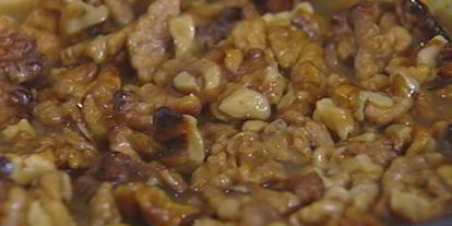 Шаг 10: торта с грецкими орехами