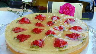 Рецепт Торта с лимонным курдом Клубника в шампанском