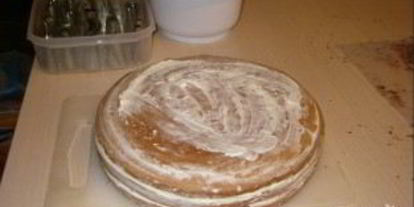 Шаг 4: торта вишенка