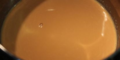 Шаг 20: яблочного торта с карамельным баварским муссом с корицей