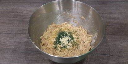 Шаг 4: картофельных вафель с зеленью