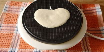 Шаг 6: хрустящих вафель в вафельнице на маргарине