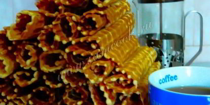 Шаг 8: вафельных трубочек с вареной сгущенкой и орехами