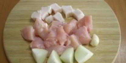 Шаг 1: вафель с фаршем в кляре