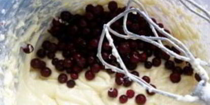 Шаг 2: венских вафель с брусникой на кукурузной муке