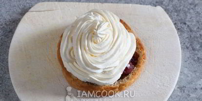 Шаг 21: больших эклеров с фруктами