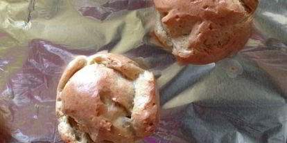 Шаг 7: клубничных профитролей с творожно-базиликовым кремом