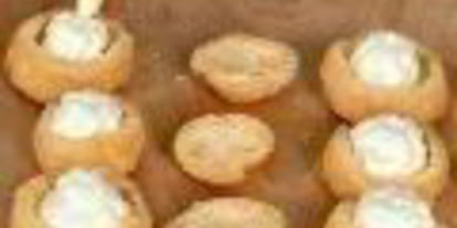 Шаг 4: профитролей с ягодами и кремом