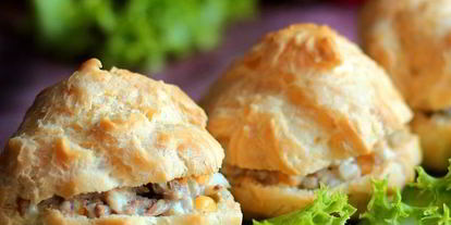 Шаг 16: профитролей со шпротами