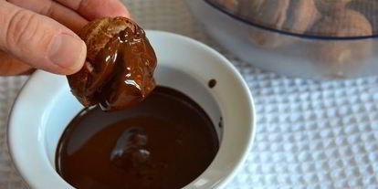 Шаг 14: шоколадных профитролей