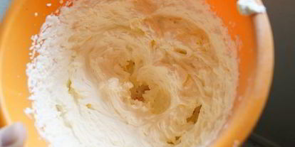 Шаг 10: эклеров с крабовой начинкой