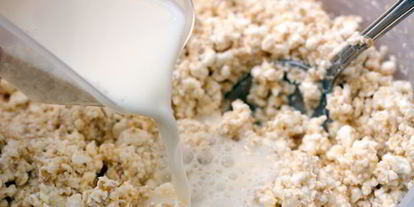 Шаг 2: диетической творожной запеканки в мультиварке