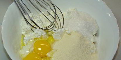 Шаг 1: двухслойной творожной запеканки