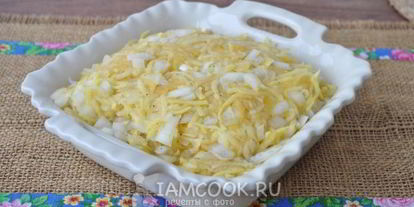 Шаг 6: картофельной запеканки с кабачком и сосисками