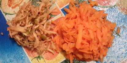 Шаг 1: творожно-морковной запеканки с черносливом