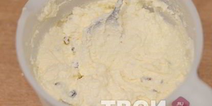 Шаг 2: запеканки творожной в мультиварке