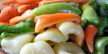 Шаг 1: аджики на зиму с варкой