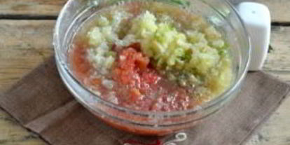 Шаг 3: аджики с хреном сырая