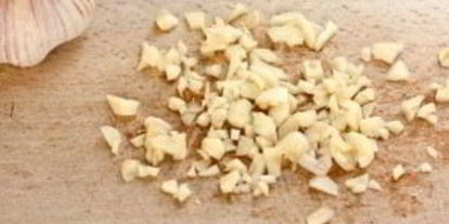 Шаг 4: аджики с хреном