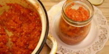 Шаг 3: аджики вареной на зиму из помидоров