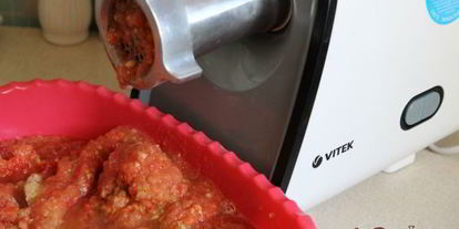 Шаг 1: кабачковой аджики